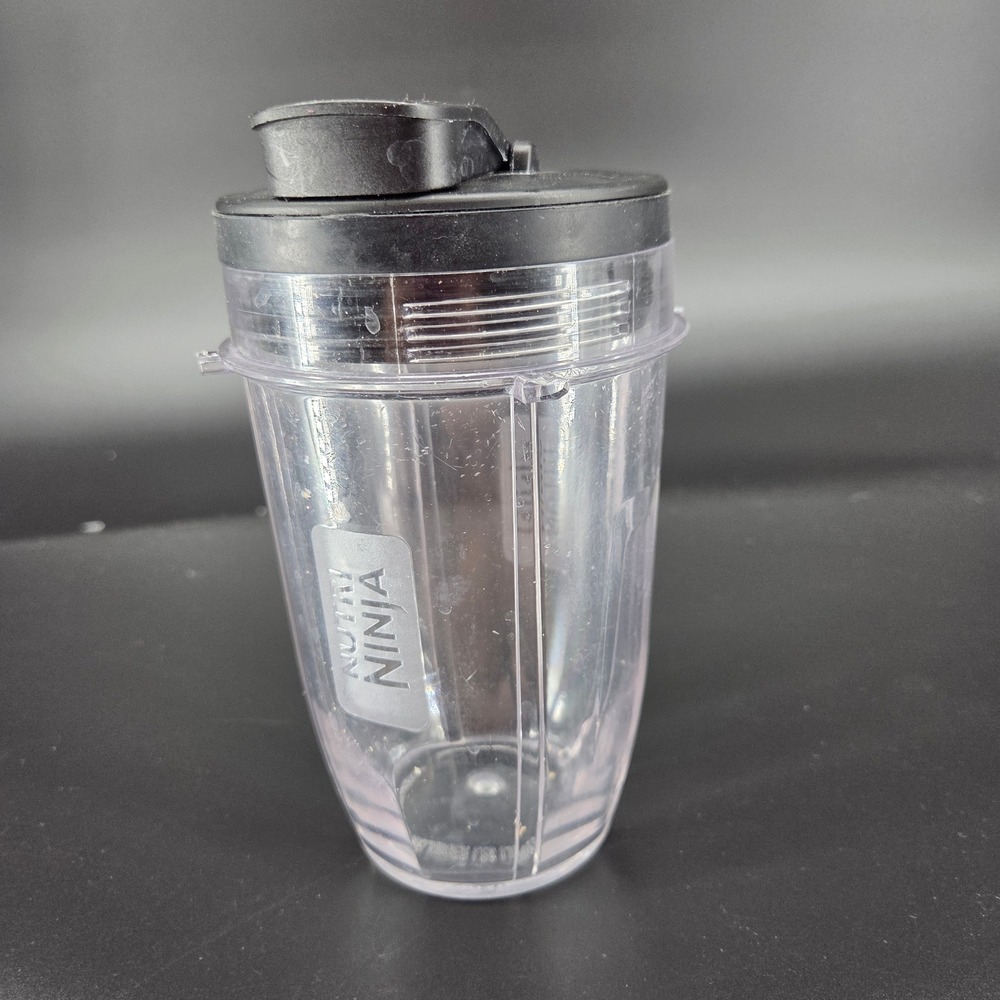 Nutri Ninja 18oz Single Serve Blender Cup with Black Sip and Seal Lid Clear